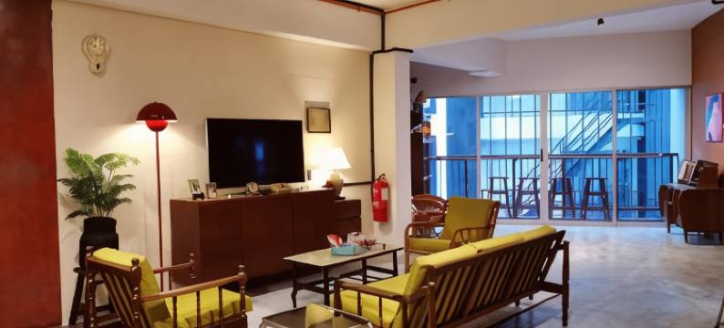 步行至SIAR-不允许儿童(Walk-up to Siar - Children Not Allowed)图片