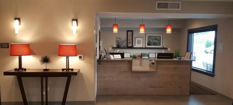 丽笙乡村套房酒店-乔治亚洲萨凡纳中城(Country Inn & Suites by Radisson, Savannah Midtown, GA)图片