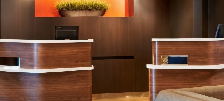 托莱多莫米-箭头万怡酒店(Courtyard Toledo Maumee/Arrowhead)图片