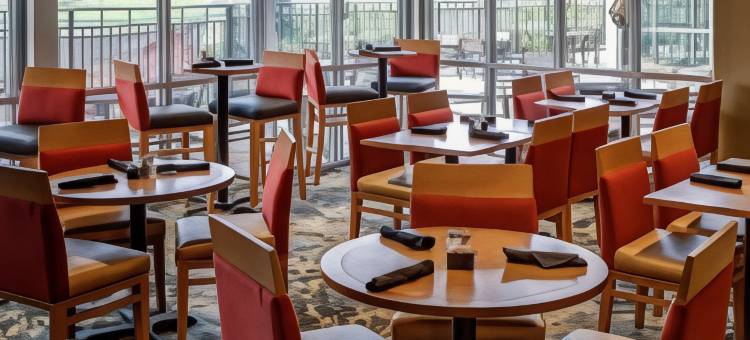 西法戈桑福德医疗中心区希尔顿逸林酒店(DoubleTree by Hilton West Fargo Sanford Medical Center Area)图片