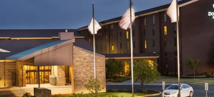 柯林斯威尔圣路易斯希尔顿逸林酒店(DoubleTree by Hilton Collinsville - St. Louis)图片