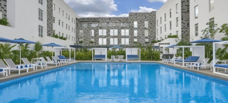 坎昆机场里维埃万豪城市快捷套房酒店(City Express Suites by Marriott Cancún Aeropuerto Riviera)图片