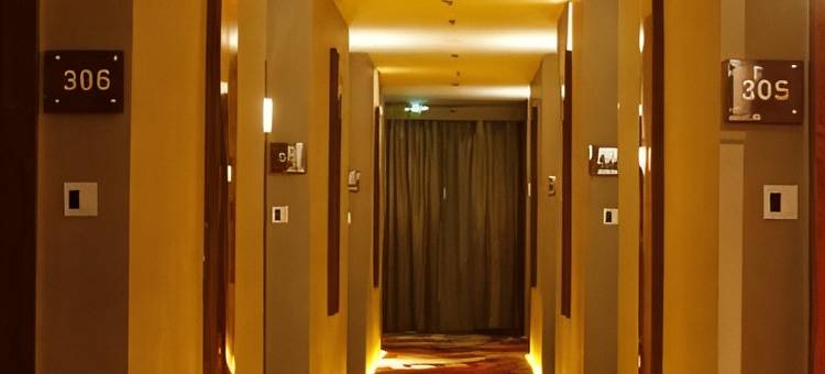 北干巴鲁阿斯诺夫皇家酒店(Royal Asnof Hotel Pekanbaru)图片