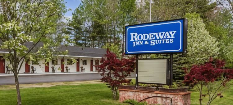 布朗瑞克1号公路附近罗德威套房酒店(Rodeway Inn & Suites Brunswick Near Hwy 1)图片