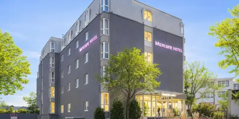 斯圖加特祖文豪森美居酒店(2017 年 8 月開業)
