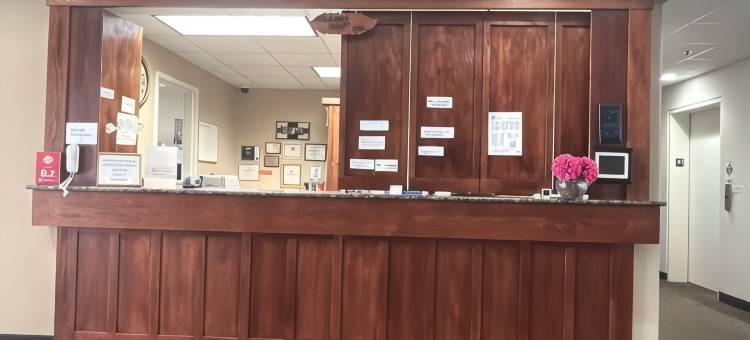 卡特吉愉夜酒店，靠近德拉姆堡(Pleasant Night Inn Carthage Near Fort Drum)图片