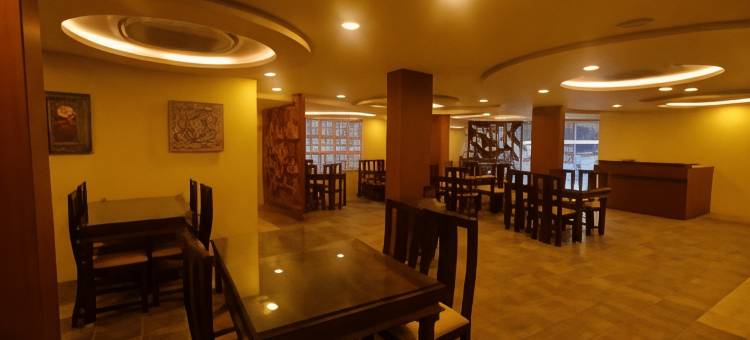 科弗尔公寓和私人有限公司酒店(Kfour Apartment & Hotels Private Limited)图片