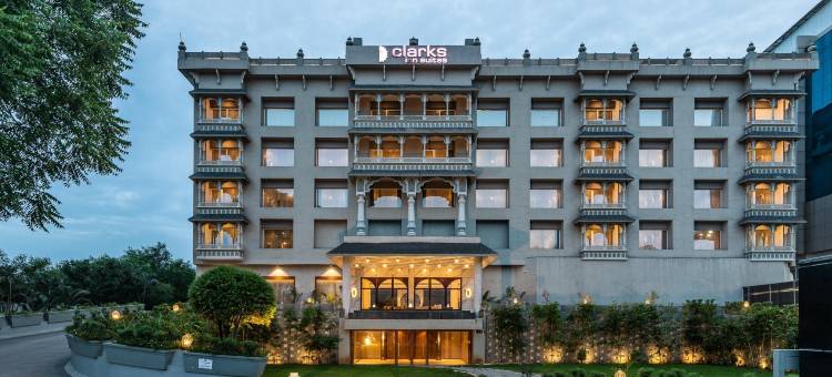克拉克套房酒店(Clarks Inn Suites Raipur)图片