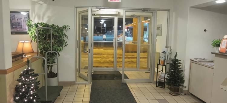 雷夫尔斯托克速8酒店(Super 8 by Wyndham Revelstoke BC)图片