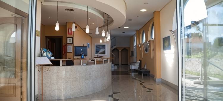 诺拉特帕尔梅拉海滩酒店(Hotel Norat Palmeira Playa)图片