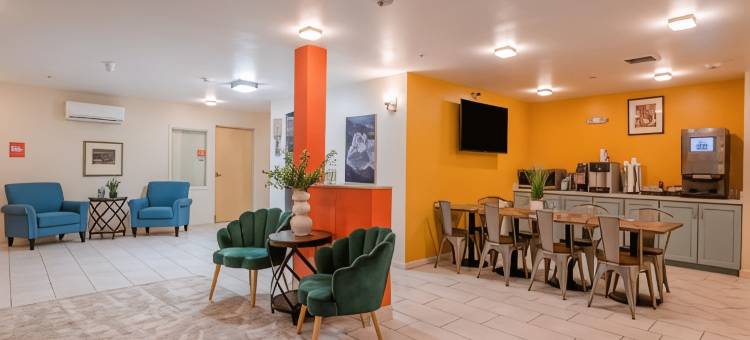 莫斯兰登点旅馆(Inn at Moss Landing Point)图片