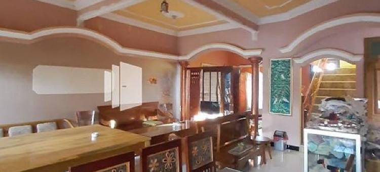 布罗莫英达乐斯塔里民宿-美特拉-RedDoorz(Bromo Indah Lestari Homestay Mitra RedDoorz)图片