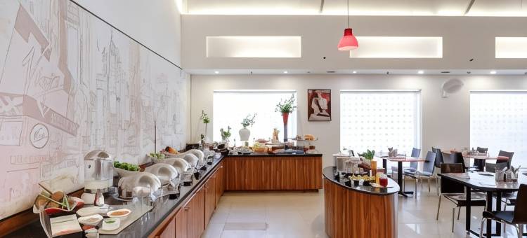 红狐酒店(柠檬树酒店集团，东德里)(Red Fox by Lemon Tree Hotels, East Delhi)图片