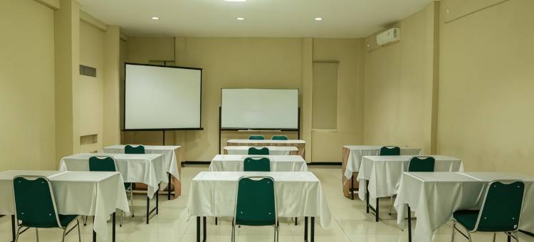 英达2号酒店(Hotel Cepu Indah 2)图片