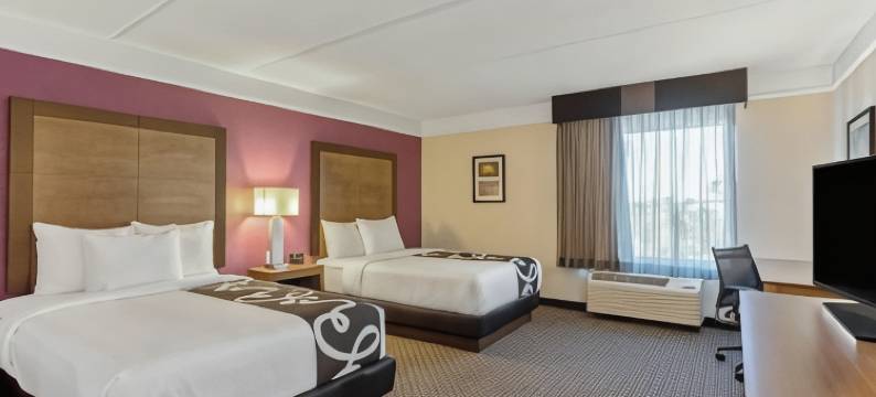 巴拿马城拉昆塔温德姆套房酒店(La Quinta Inn & Suites by Wyndham Panama City)图片