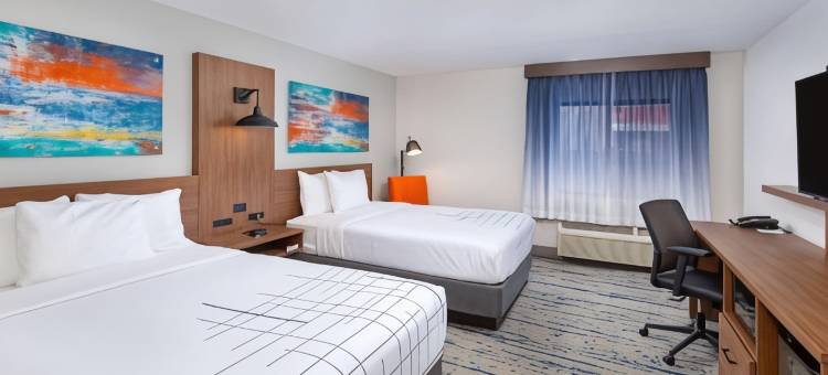 纳什维尔机场拉昆塔温德姆套房酒店(La Quinta Inn & Suites by Wyndham Nashville Airport)图片