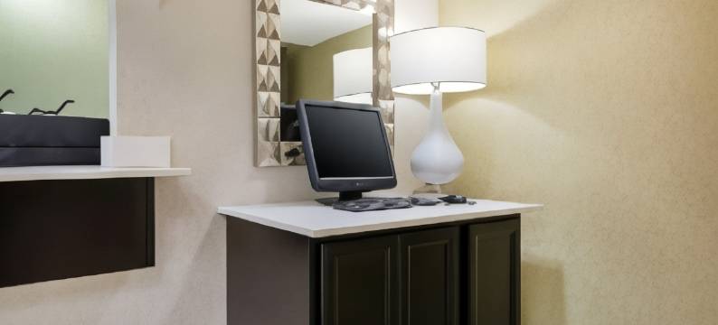 水滨贝斯特韦斯特酒店(Best Western Edgewater Inn)图片