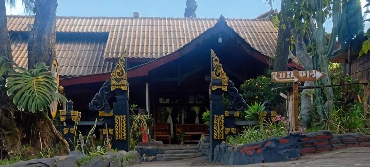 布罗莫旅游村布罗莫约斯基酒店(Yoschi's Hotel Bromo)图片