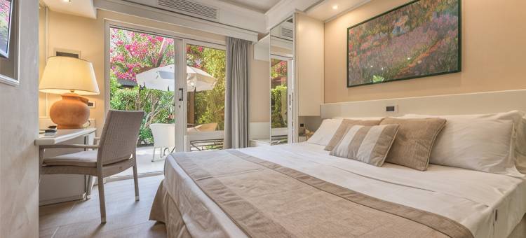阿卡西亚棣莱奥尼帕克酒店(Acacia Resort Parco Dei Leoni)图片