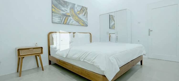 Pringgading Surf Camp Mitra RedDoorz图片