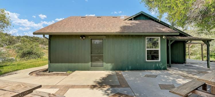 翡翠牧场 - 优胜美地/巴斯莱克 - 泳池, 水疗 & 游戏室(Emerald Ranch - Yosemite/Bass Lake - Pool, Spa & Game Rm)图片