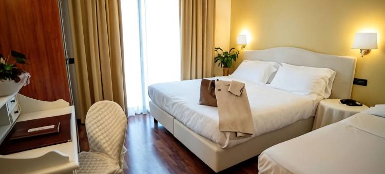 海军上将埃姆雷别墅酒店(Admiral Hotel Villa Erme)图片