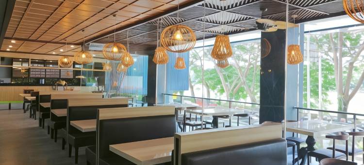 帕肯斯普瑞姆酒店(Pakons Prime Hotel)图片