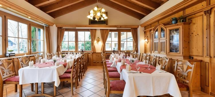胡贝希尔兰德酒店(Landhotel Huber am See)图片