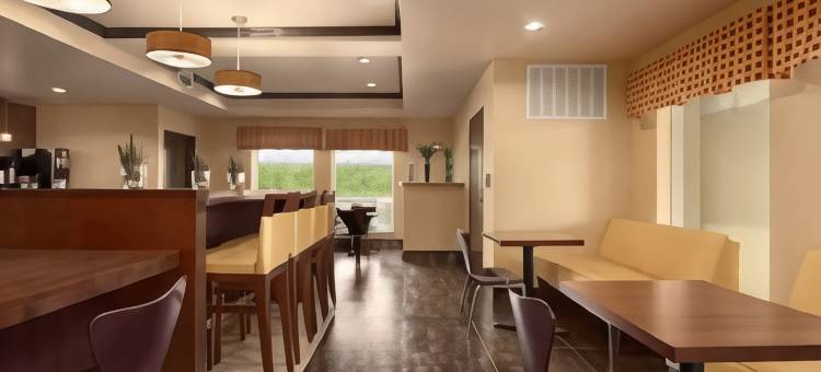 科图拉速8酒店(Super 8 by Wyndham Cotulla TX)图片