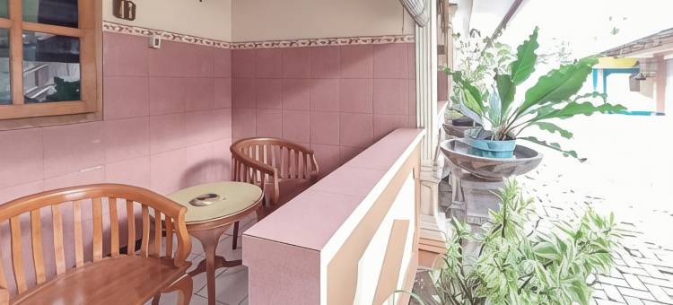 Hotel Shinta 1 Near Stasiun Kertosono Mitra RedDoorz图片