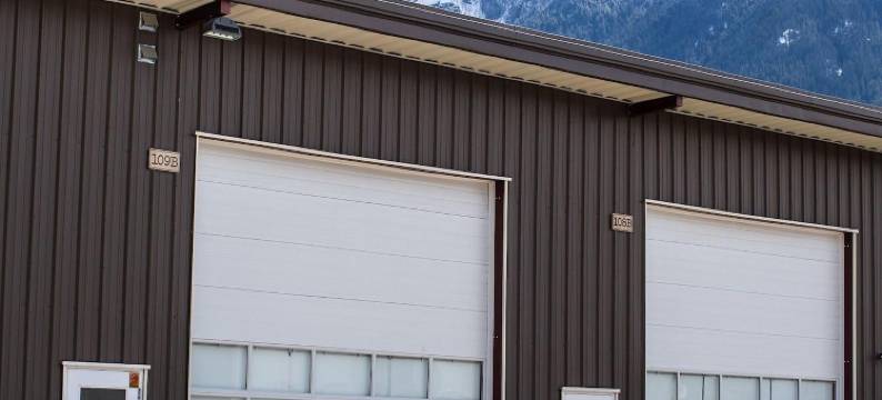 诺夫兰套房 由雷夫尔斯托克度假屋提供(Novlan Suite by Revelstoke Vacations)图片