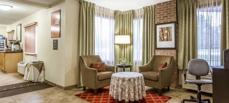 马科姆凯艺酒店 - 近大学区(Quality Inn Macomb Near University Area)图片