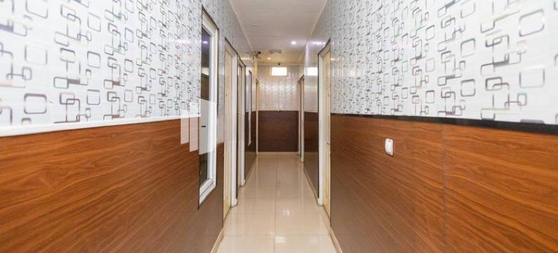 阿尔法宾馆塞尔蓬米特拉红门酒店(Alfa Guesthouse Serpong Mitra RedDoorz)图片