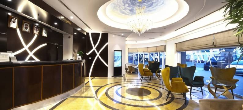 第一城堡套房酒店(Number One Tower Suites)图片