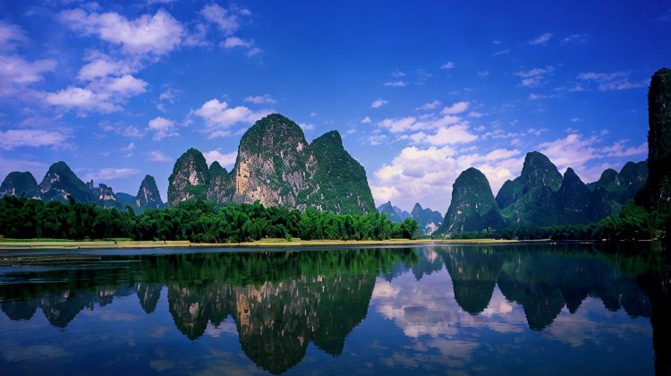 5D4N · Group Tours · 'Included all tips' Sheraton Guilin Hotel 3 nights + Guilin's Gem: Yangshuo & Longji Rice Terraces includes cableway + Impression Sanjie Liu nightshow  