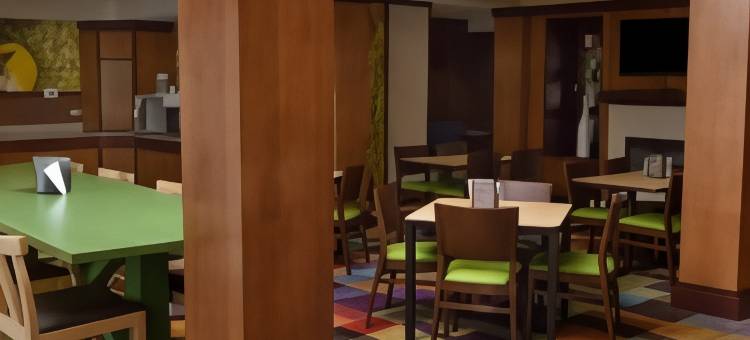 埃芬万豪万枫酒店(Fairfield Inn & Suites Effingham)图片