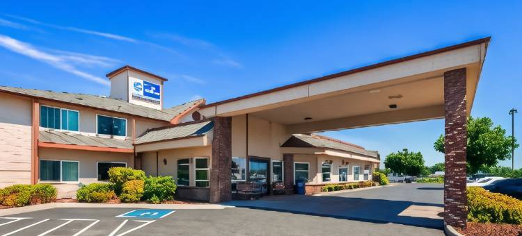 罗马贝斯特韦斯特酒店(Best Western Rama Inn)图片