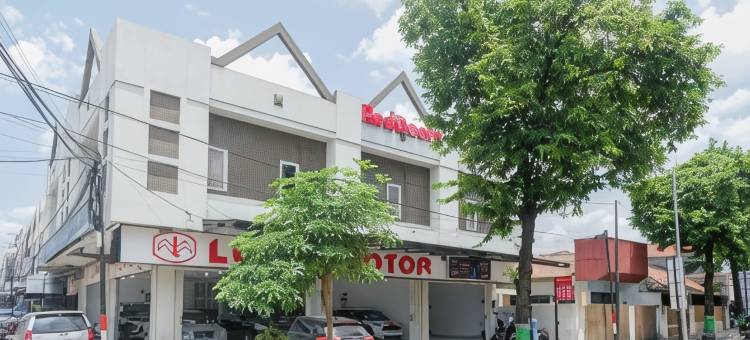 红门酒店 @ 森邦图珠库杜斯(RedDoorz Near Simpang Tujuh Kudus)图片