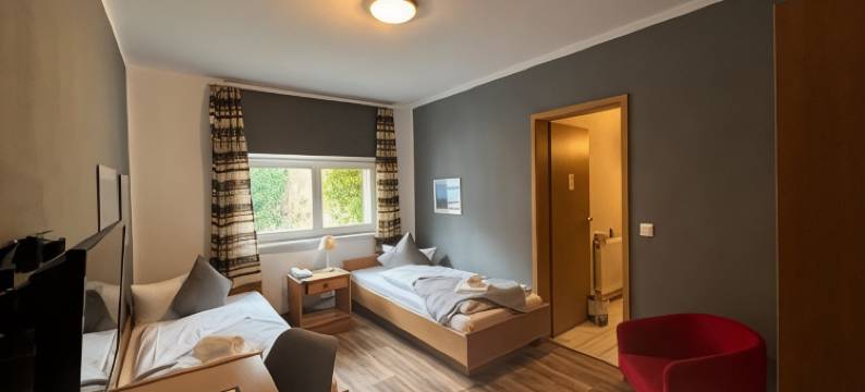 伊格佩施拉弗斯图本和阔提尔朗格哈尔斯酒店(Exempel Schlafstuben Und Quartier Langer Hals)图片