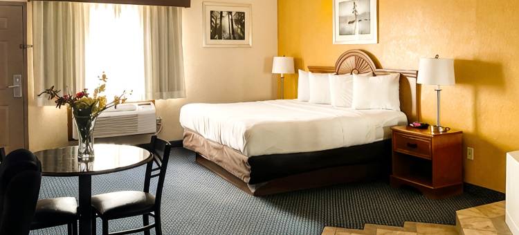 马格努森酒店-桑德斯普林斯/塔尔萨西(Magnuson Hotel Sand Springs – Tulsa West)图片