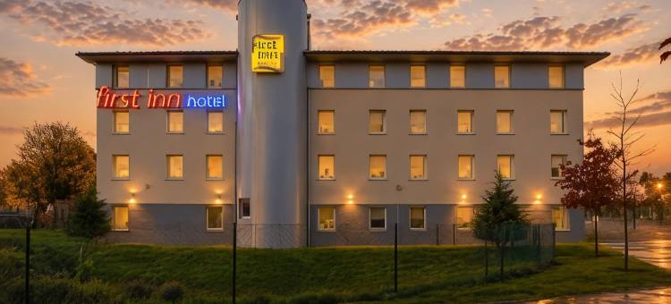 巴黎南莱叙利斯First Inn酒店(First Inn Hotel Paris Sud les Ulis)图片