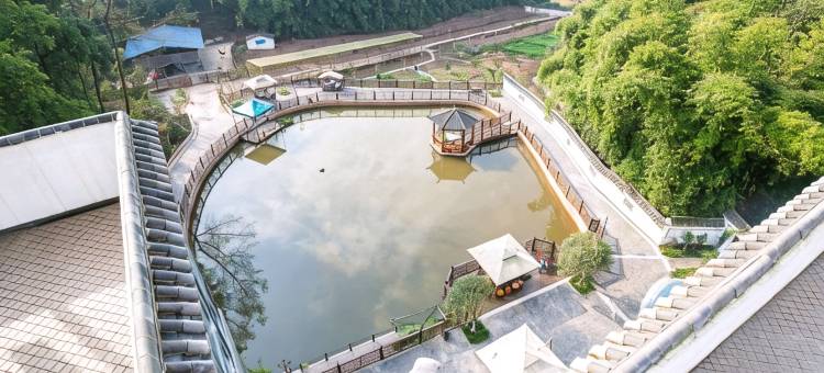 邻水云中阁民宿图片