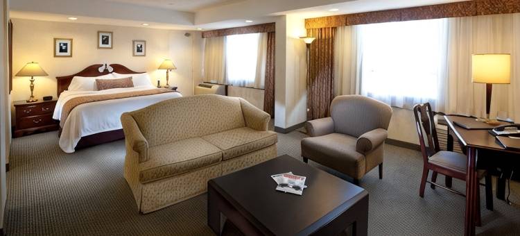 多伦多机场西希尔顿逸林酒店(DoubleTree by Hilton Hotel Toronto Airport West)图片