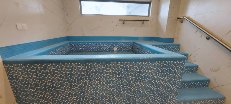 穆里下托帕华美达度假村(Ramada by Wyndham Murree Lower Topa Resort)图片