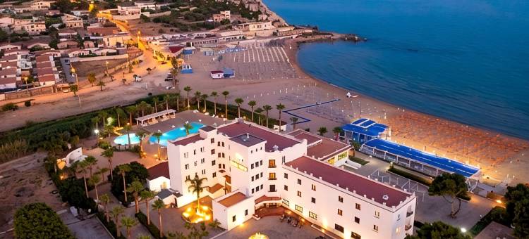 巴伊亚奥罗酒店(Hotel Baia d'Oro)图片
