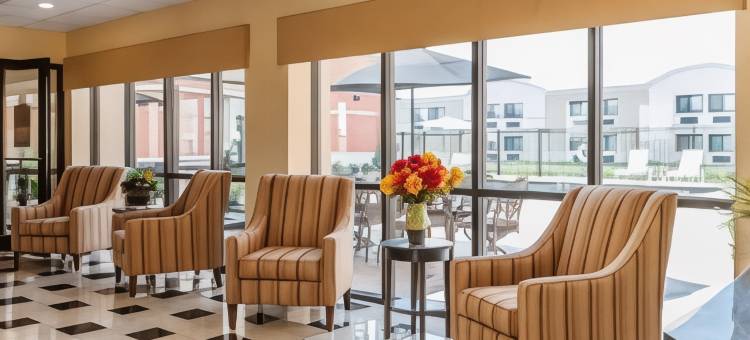 马图恩南品质套房酒店(Quality Inn & Suites Mattoon South)图片