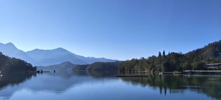 南投冠月精品旅馆图片