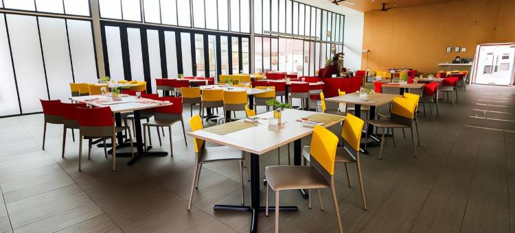 滨佳兰湖景露台度假酒店(Lakeview Terrace Resort Pengerang)图片