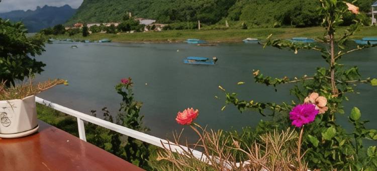 Yolo泳池吧别墅(YoLo Pool Bar Villas & Garden Restaurant)图片