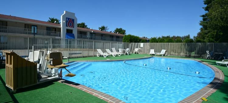 普林菲尔德奇科皮6号汽车旅馆(Motel 6 Chicopee, MA - Springfield)图片